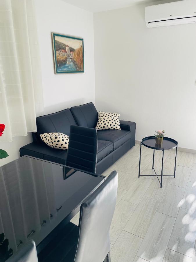 Apartment Paulina Trogir Bagian luar foto