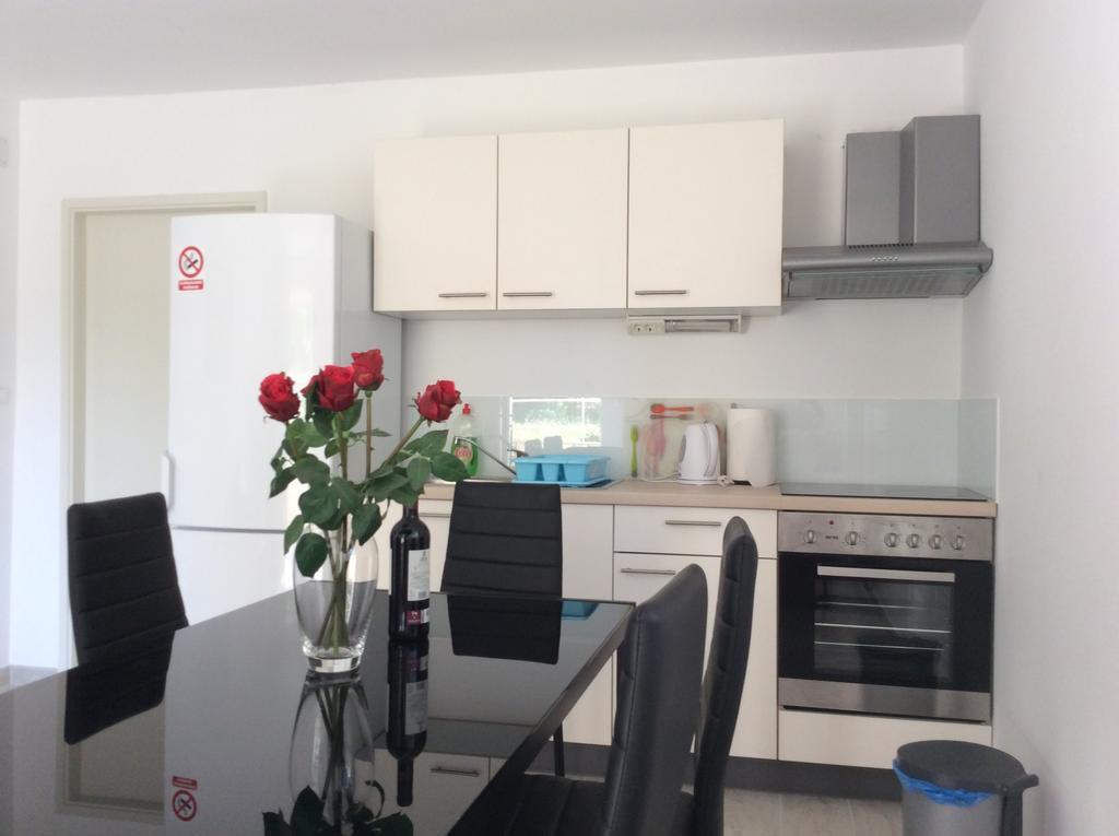 Apartment Paulina Trogir Bagian luar foto